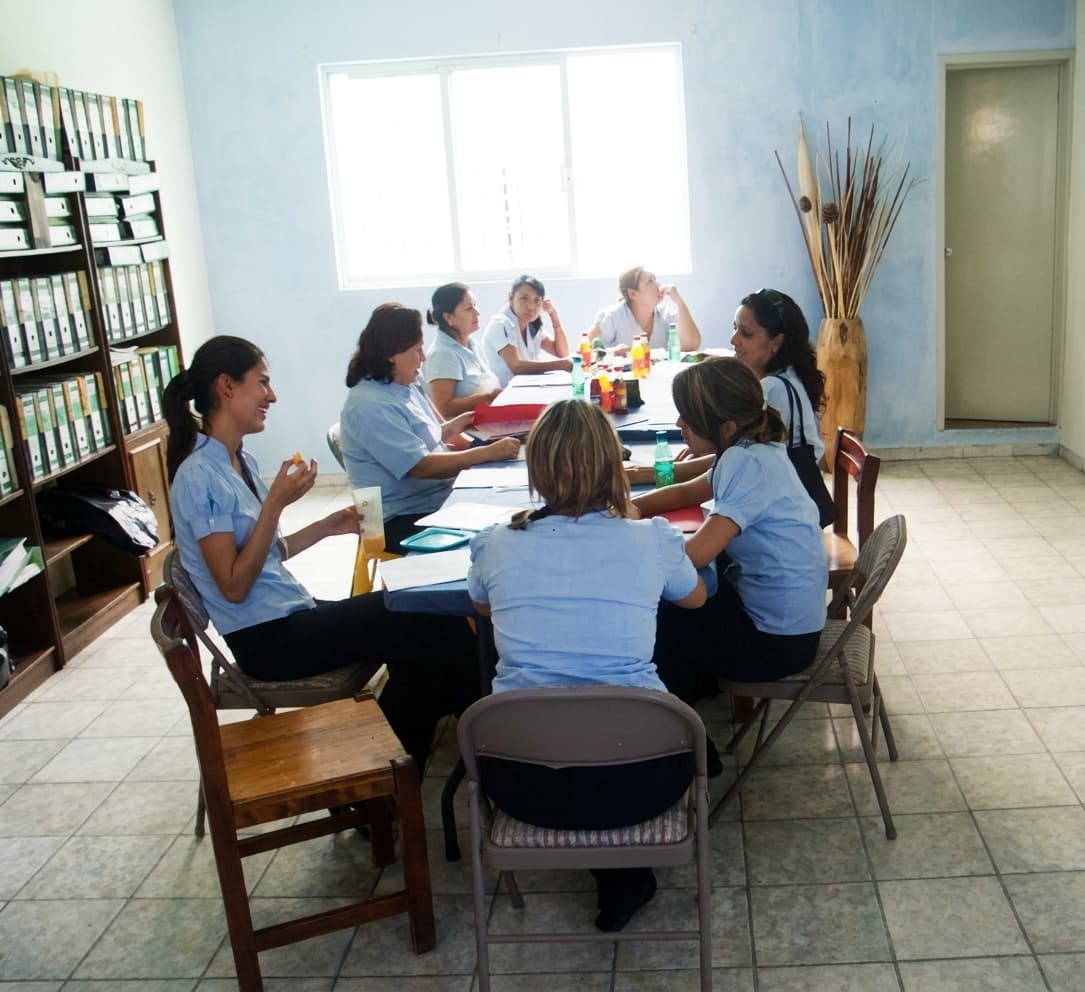 Reunión de equipo — Sintesis Laboratorio